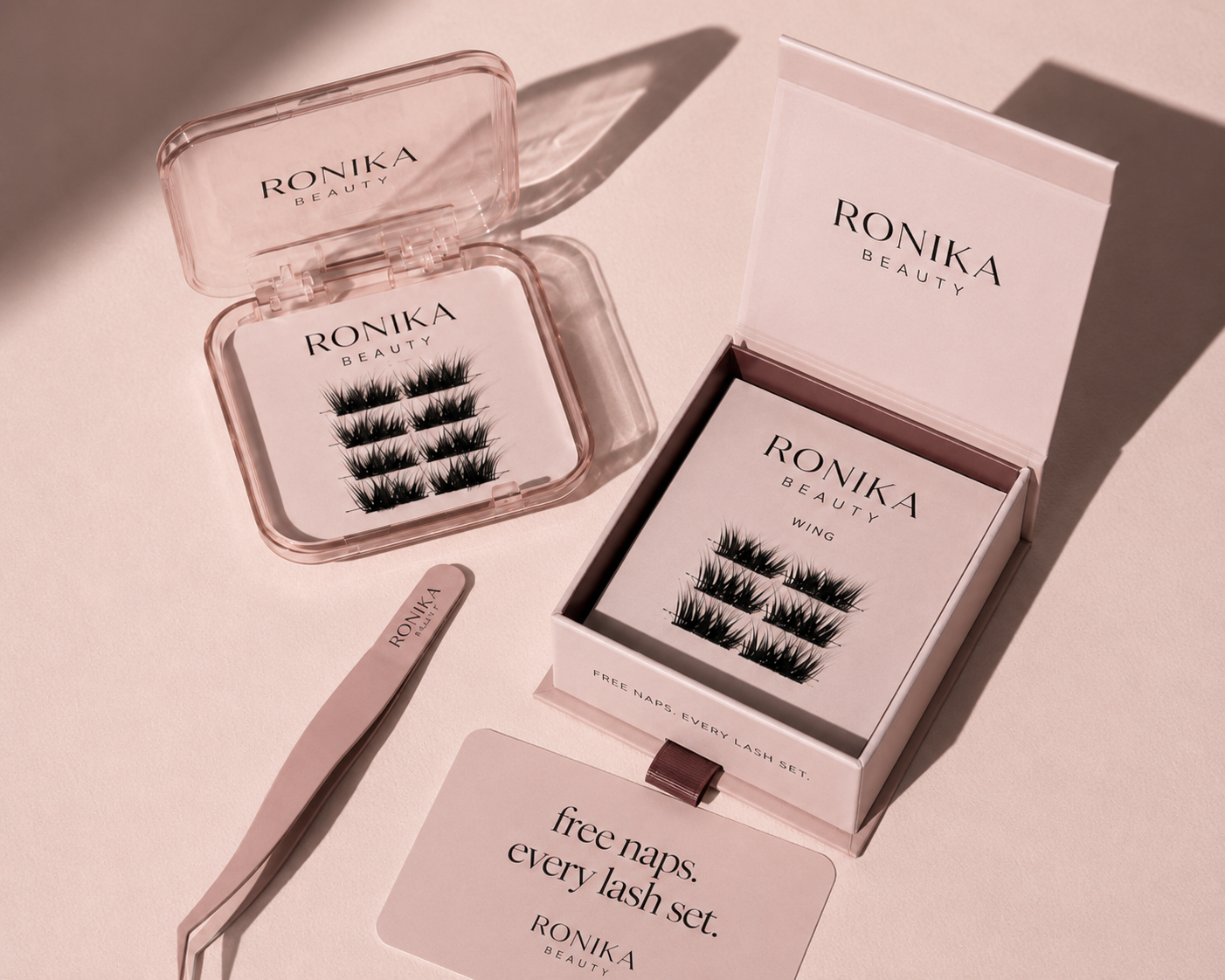 Ronika Beauty Wing lash palette packaging with tweezers